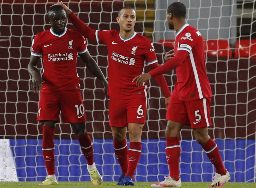  利物浦主场逆转击败曼城，升至积分榜第二  